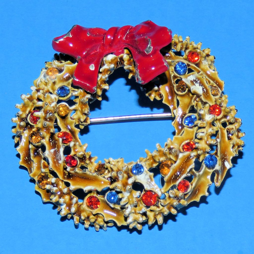 Vintage Arthur Pepper Wreath Brooch Pin Christmas Enamel Rhinestone Signed Art
